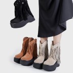 Pointed-toe tassel suede ankle boots