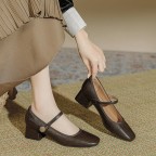 New retro Mary Jane square toe sneakers