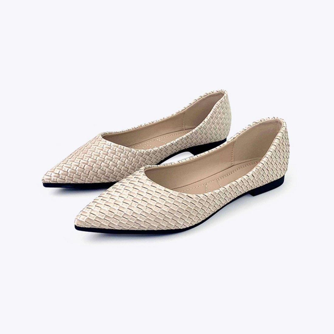 New white women's soft leather casual shoes