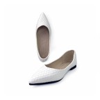 New white women's soft leather casual shoes