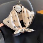 Printed multifunctional short silk headscarf