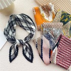Pleated Print Fashion Square Neck Scarf